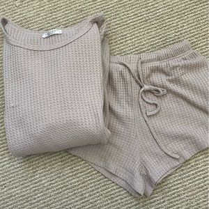 TWO PIECE WAFFLE KNIT SET